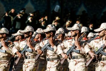 تمدید مهلت معافیت سربازی تا پایان ۱۴۰۷