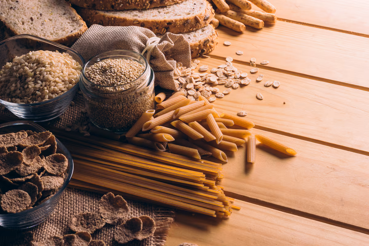 چرا باید غلات کامل بیشتری بخوریم؟ جدیدترین تحقیقات از فواید شگفت‌انگیز آن‌ها برای سلامت قلب و بدن
